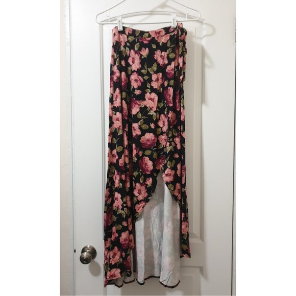 American Eagle Outfitters Dresses & Skirts - American Eagle Floral Maxi Skirt